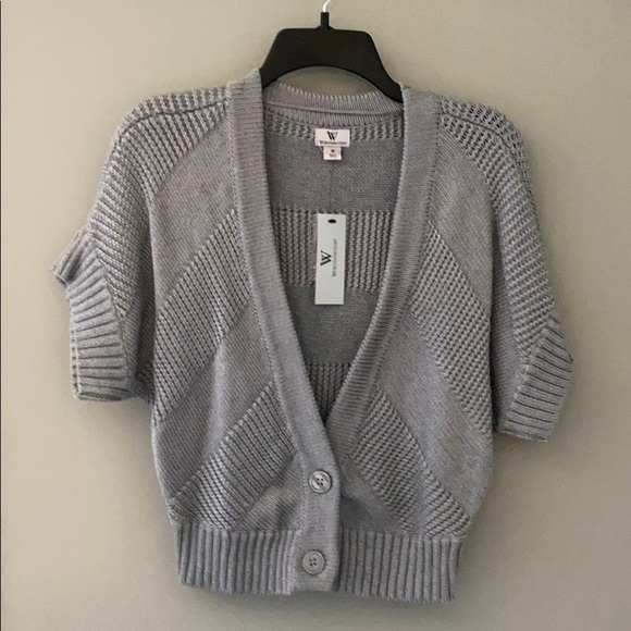 Sweater - Picture 1 of 2